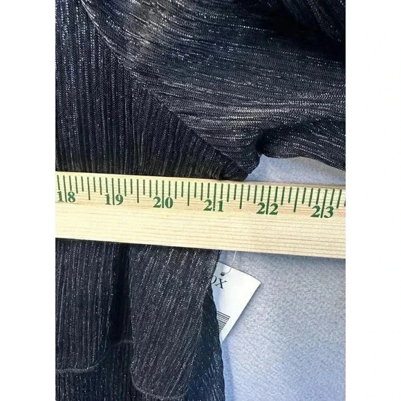 Catherines Plus Size 0X Tops Metallic Sheer Ruffle Dressy Lightweight Blouse‎ - Picture 4 of 7